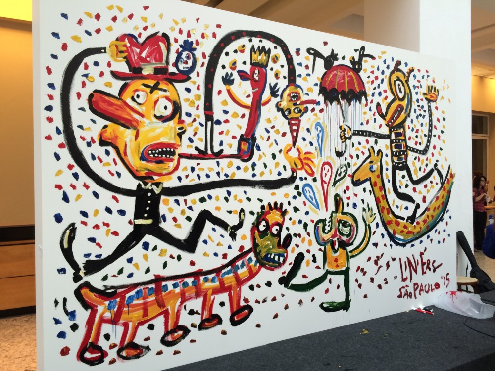 Liniers e a abertura da exposição Macanudismo em São Paulo