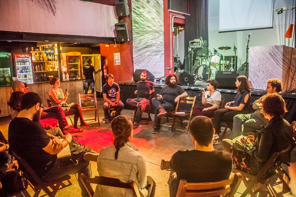 Debate com Aline Lemos, Lovelove6, Ricardo Tokumoto, Rafael Coutinho e Jão (Foto: Luiz Carlos Oliveira e Luiza Palhares)